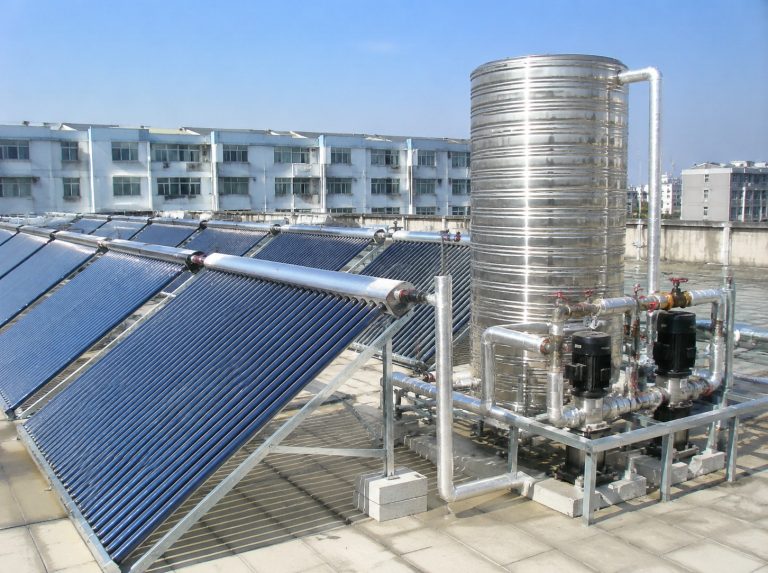 点军区商用大容量真空管太阳能热水系统